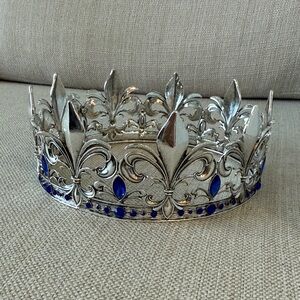 Metal Crown w/ Blue Stones